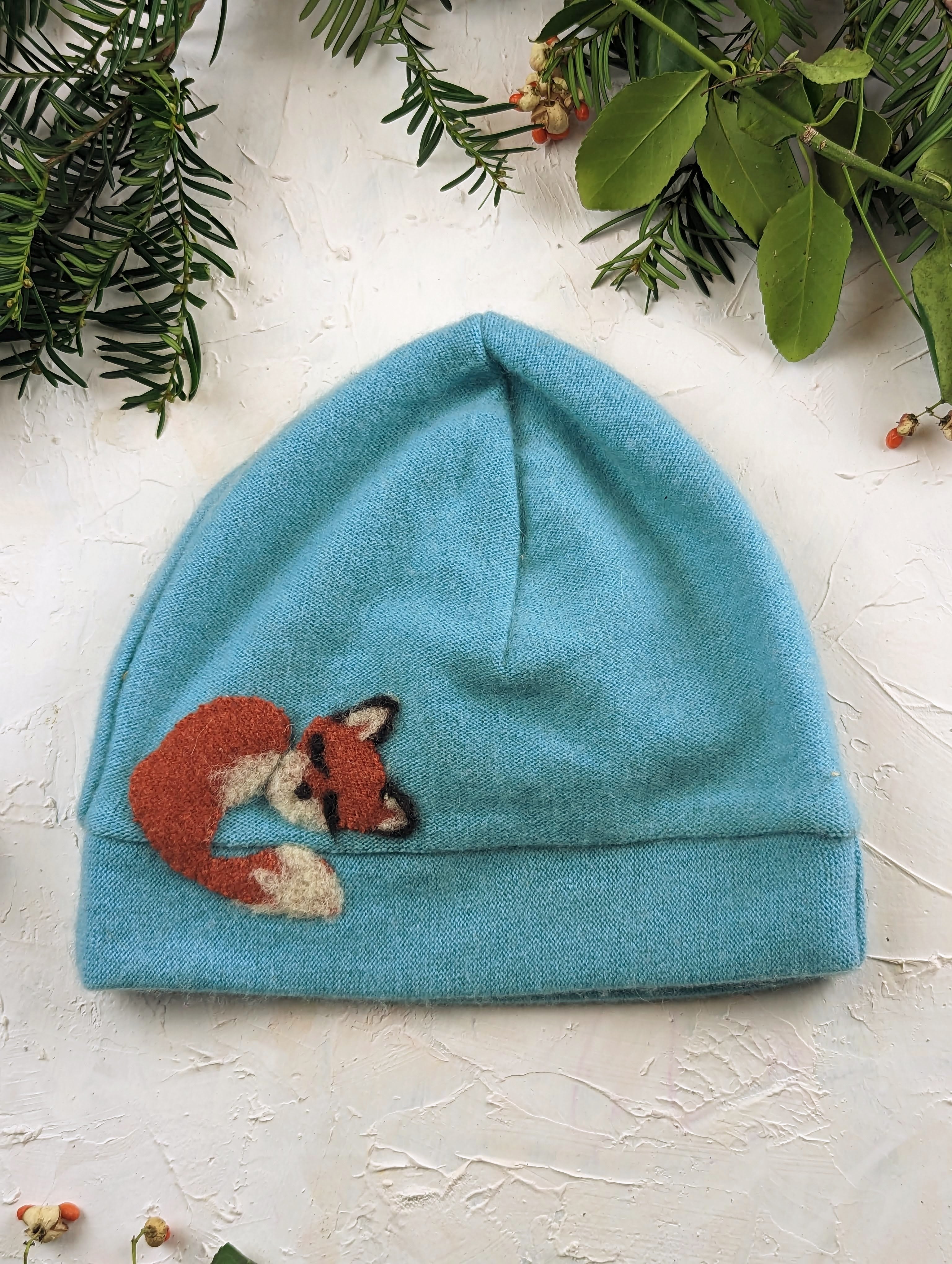 Sleeping Fox Cashmere Hat