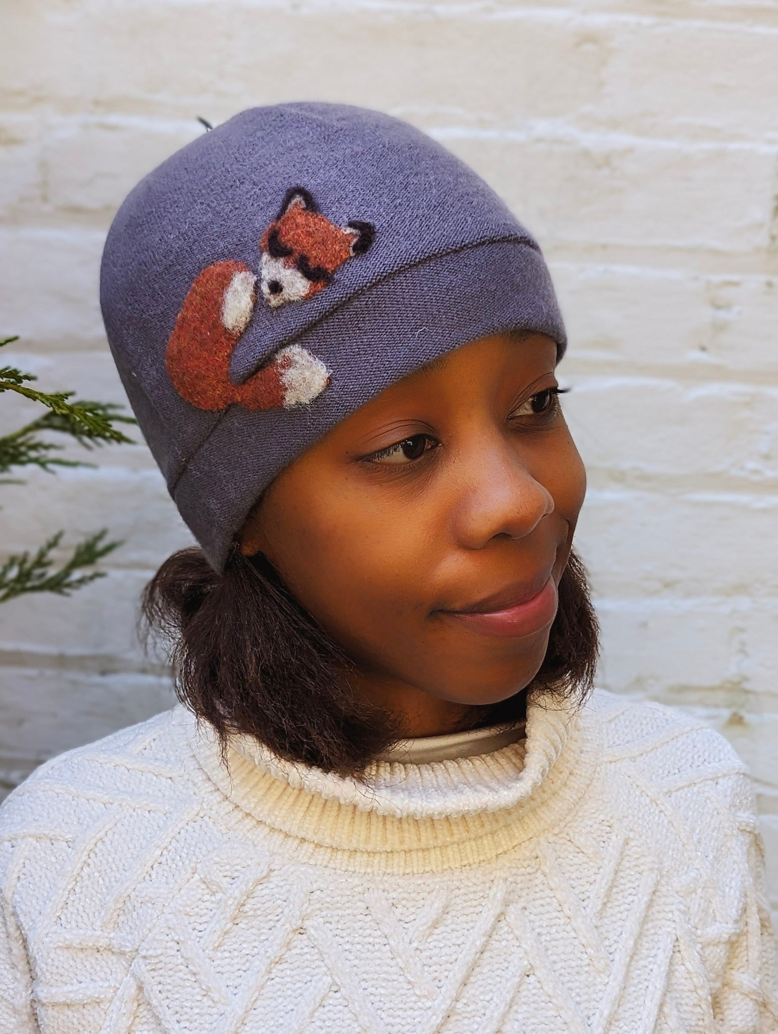Sleeping Fox Cashmere Hat